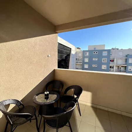 La Luna Apartment *